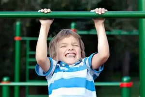 Solo 4 de cada 10 jóvenes cumplen con las recomendaciones de actividades ejercicios de fuerza